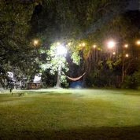 CAMPOS DE ECHEVERRIA - Casa en una Planta con gran parque y escritorio