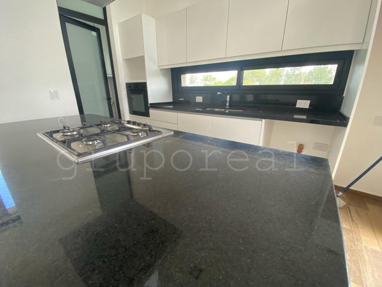 ALQUILER LA HORQUETA - 3 dormitorios en Planta Baja