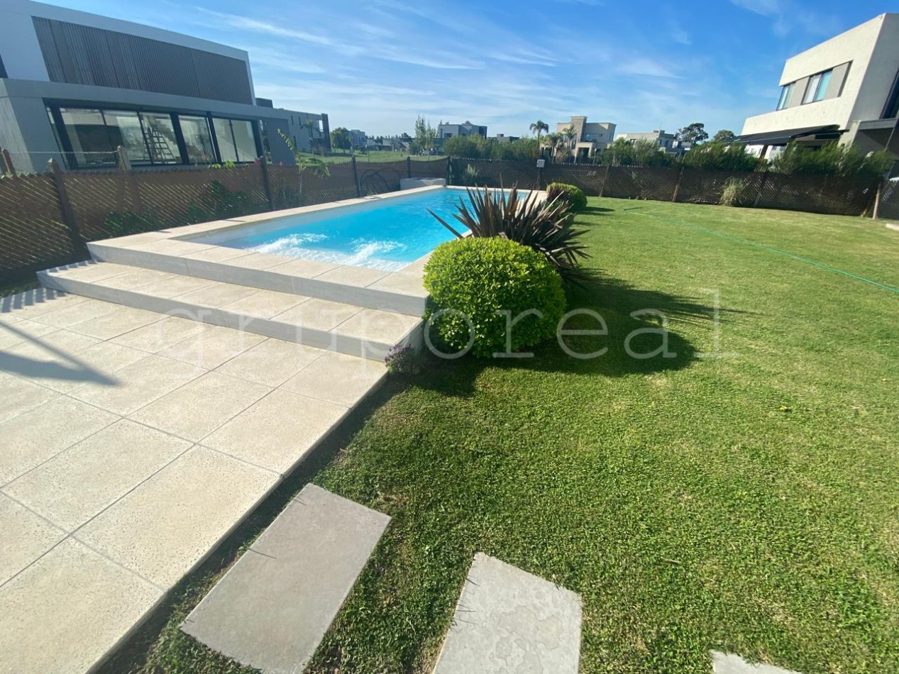 Casa en venta en Lagos De Canning