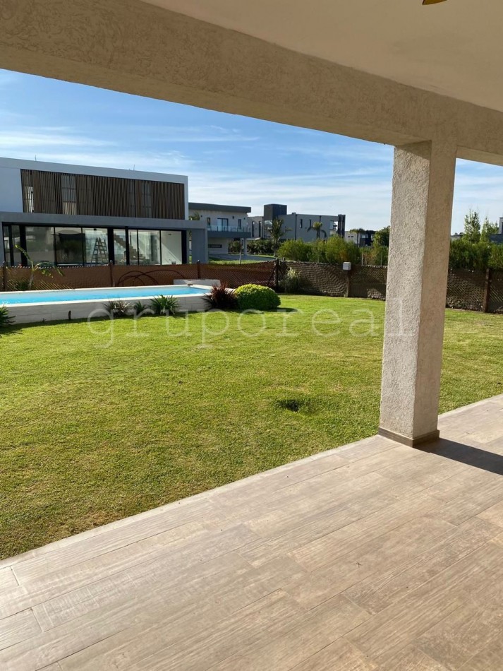 Casa en venta en Lagos De Canning