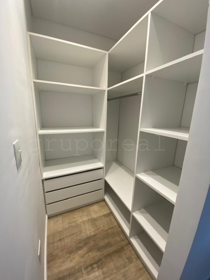 LOS TALAS - Departamento 2 ambientes con gran parque privado a la laguna