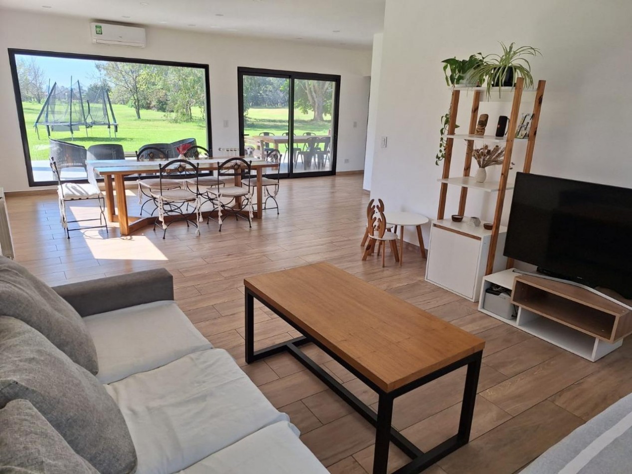 Casa en alquiler en El Ombu