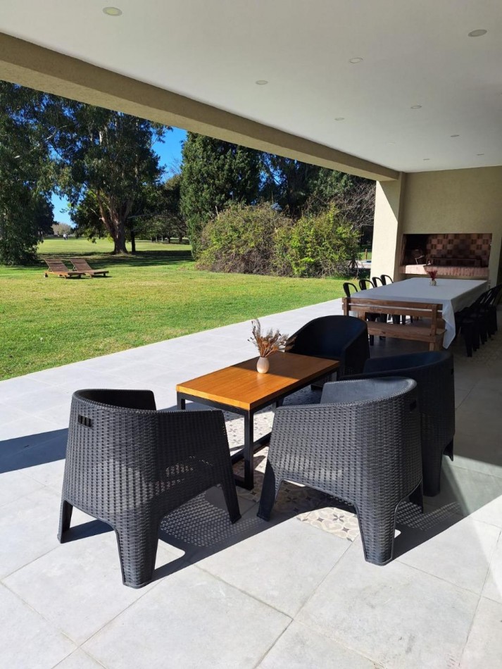 Casa en alquiler en El Ombu