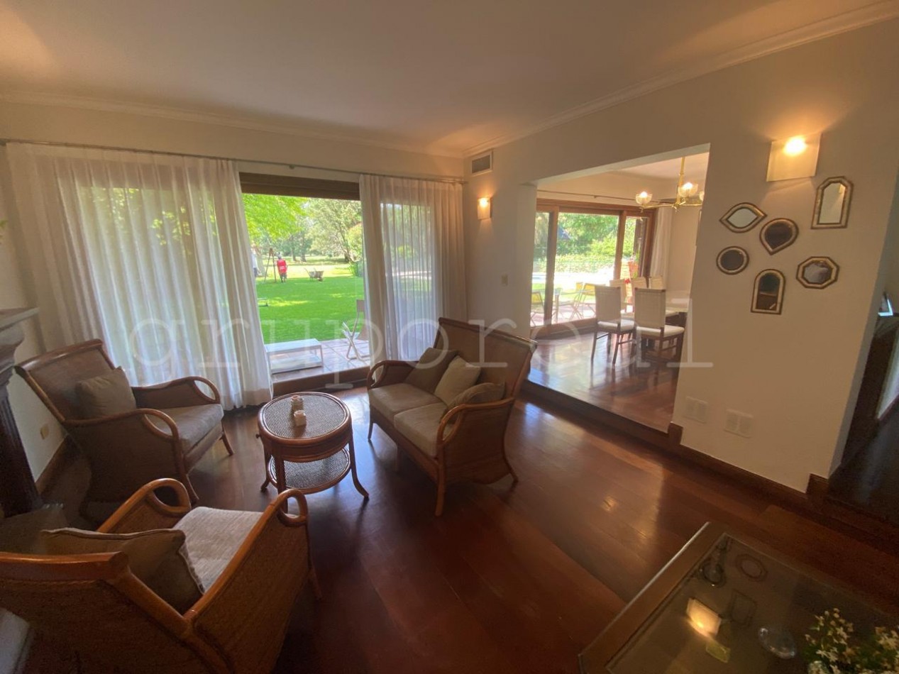 EL OMBU - 5 dormitorios sobre lote con hermosa vista al golf