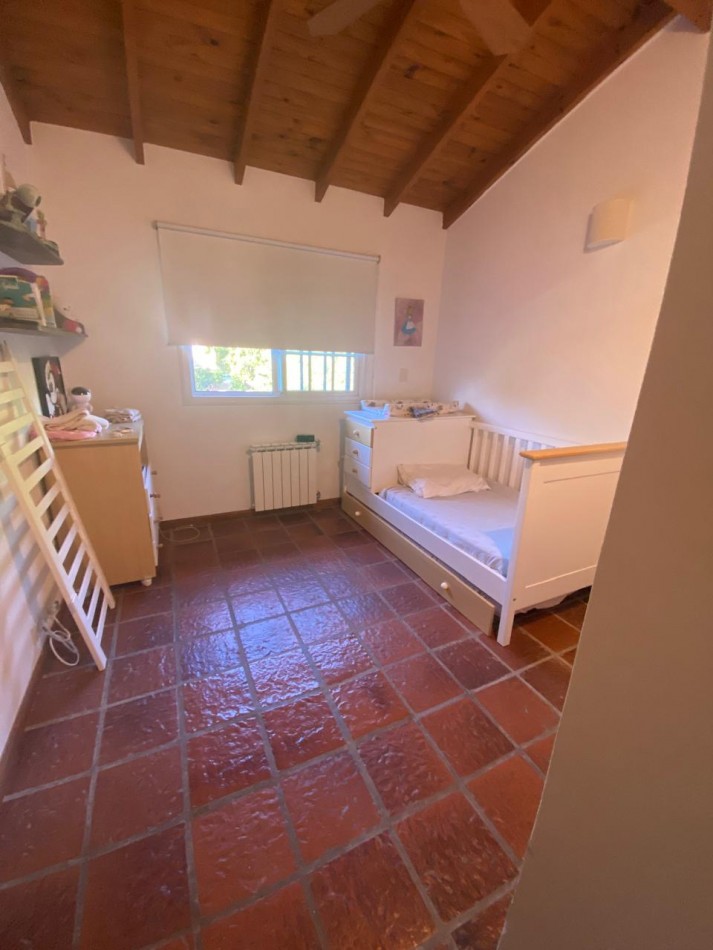 EL ROCIO - Alquiler Anual - Excelente Ubicacion cerca del ingreso al barrio - 3 dormitorios 