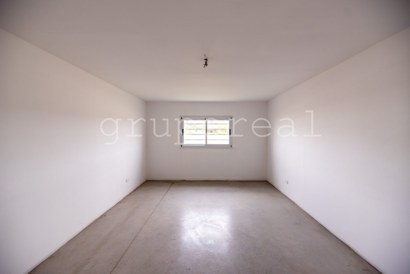 PARQUE INDUSTRIAL CANNING - Nave en alquiler 1260 m2 
