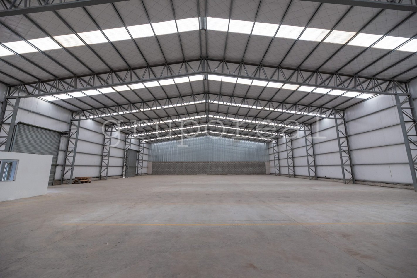 PARQUE INDUSTRIAL CANNING - Nave en alquiler 1260 m2 