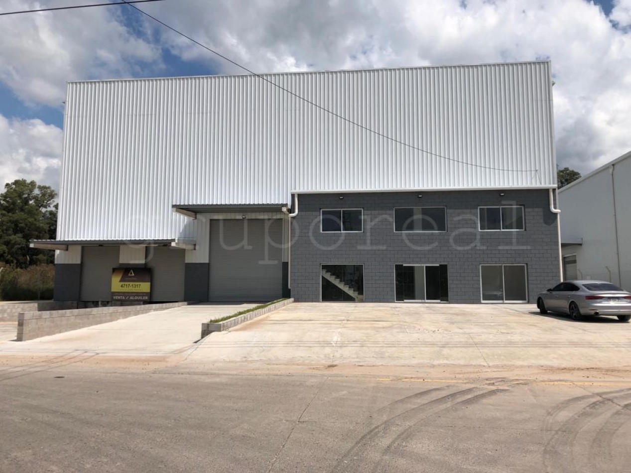 POLO INDUSTRIAL EZEIZA - Nave Industrial 3000 m2 con oficinas 