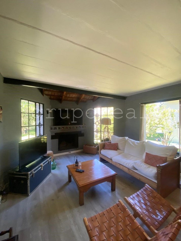 EL OMBU -  Casa sobre lote al golf con 3 dormitorios , gran playroom 