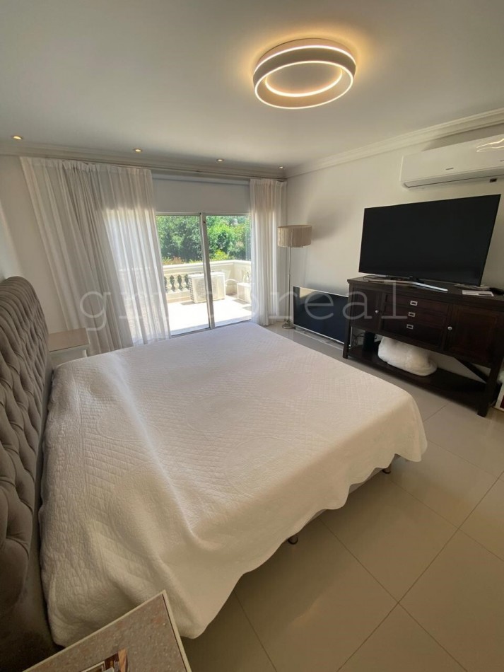 SOLAR DEL BOSQUE - 5 Dormitorios - Construccion Y Terminaciones Premium