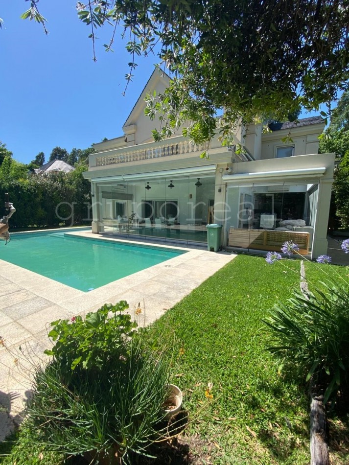 SOLAR DEL BOSQUE - 5 Dormitorios - Construccion Y Terminaciones Premium