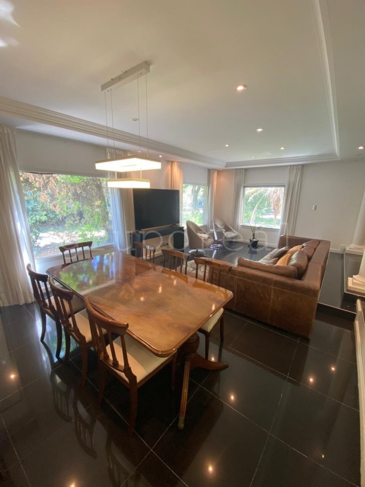 SOLAR DEL BOSQUE - 5 Dormitorios - Construccion Y Terminaciones Premium