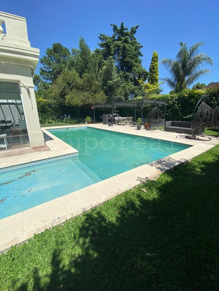 SOLAR DEL BOSQUE - 5 Dormitorios - Construccion Y Terminaciones Premium