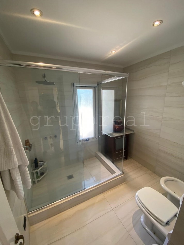 SOLAR DEL BOSQUE - 5 Dormitorios - Construccion Y Terminaciones Premium