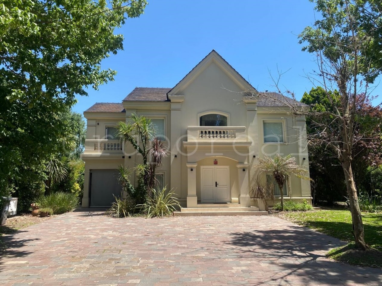 SOLAR DEL BOSQUE - 5 Dormitorios - Construccion Y Terminaciones Premium