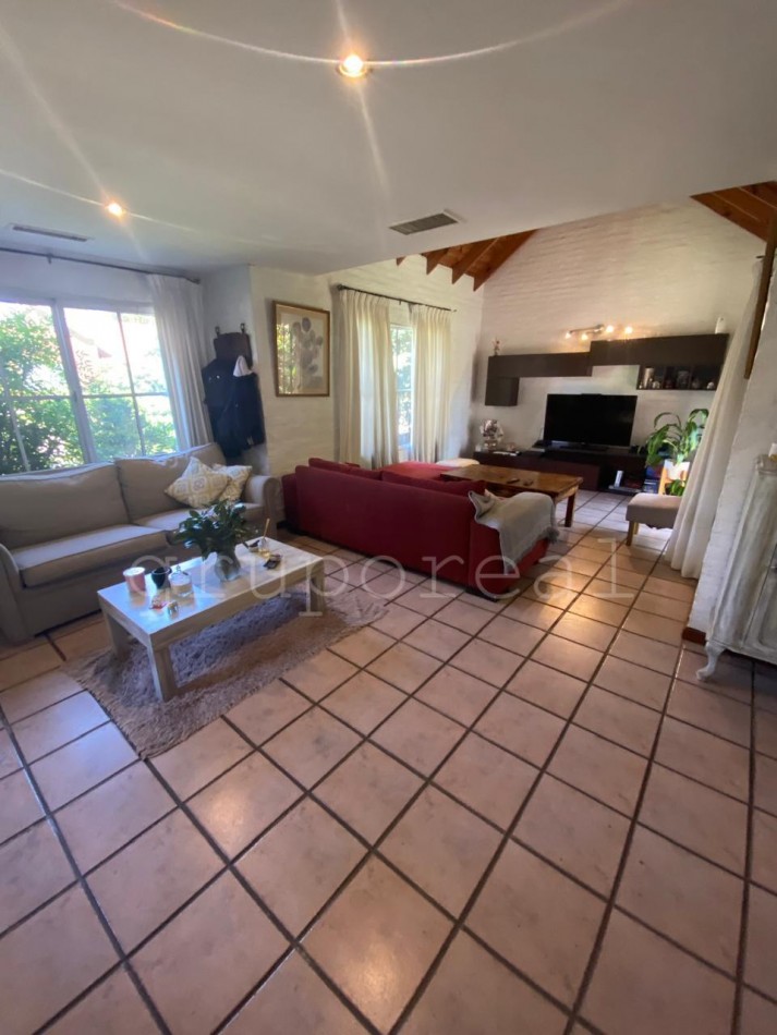 CAMPOS DE ECHEVERRIA - 4 dormitorios + escritorio - Gran parque