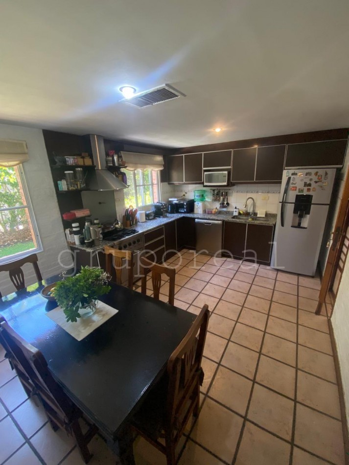 CAMPOS DE ECHEVERRIA - 4 dormitorios + escritorio - Gran parque