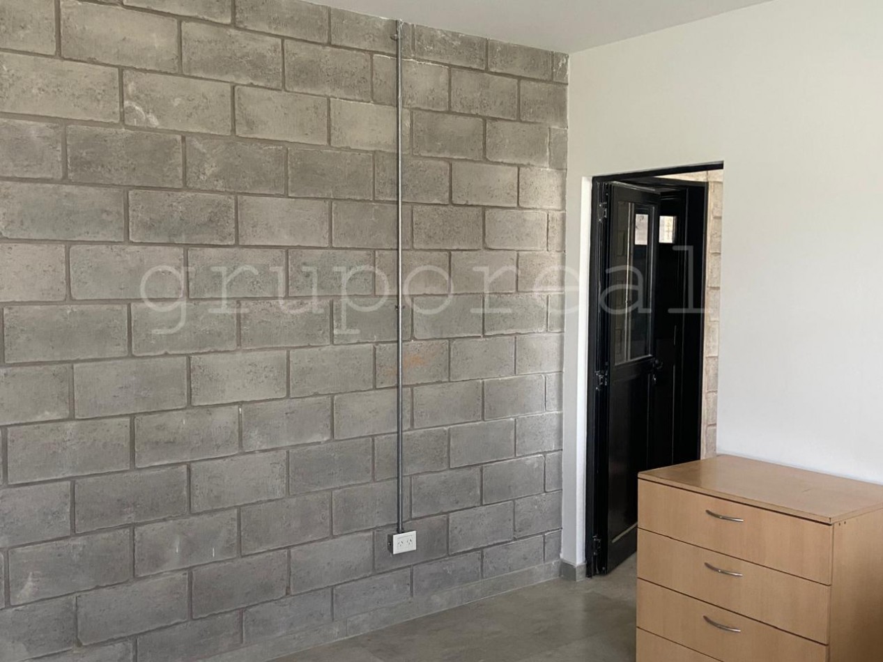 POLO INDUSTRIAL SPEGAZZINI - Nave 3000 m2 cubiertos