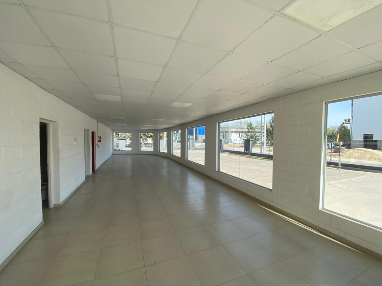 POLO INDUSTRIAL EZEIZA - Nave 6000 m2 cubiertos