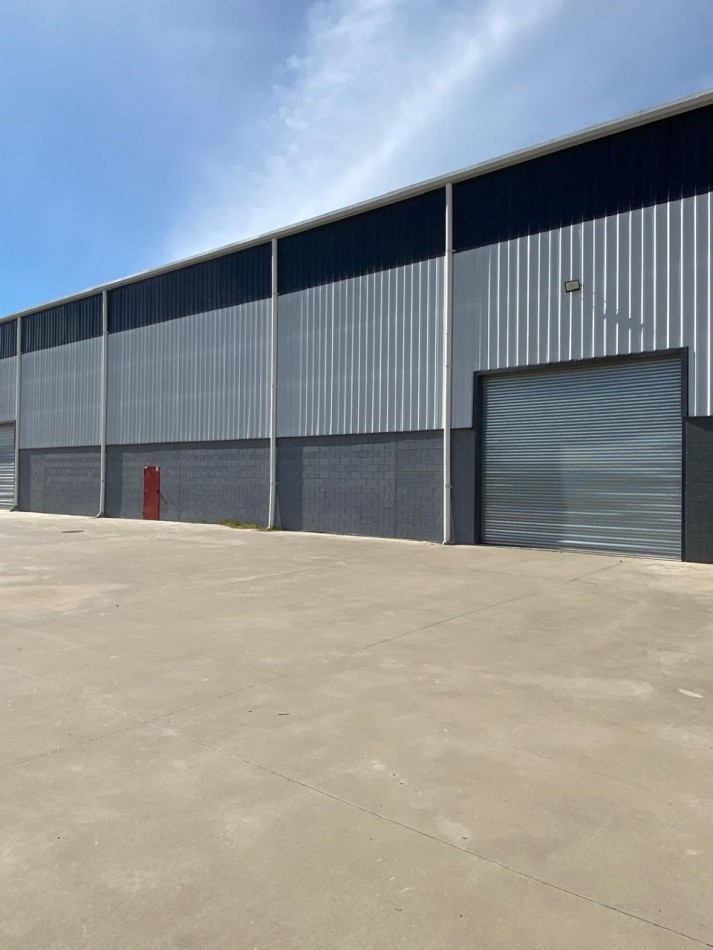POLO INDUSTRIAL EZEIZA - Nave 6000 m2 cubiertos