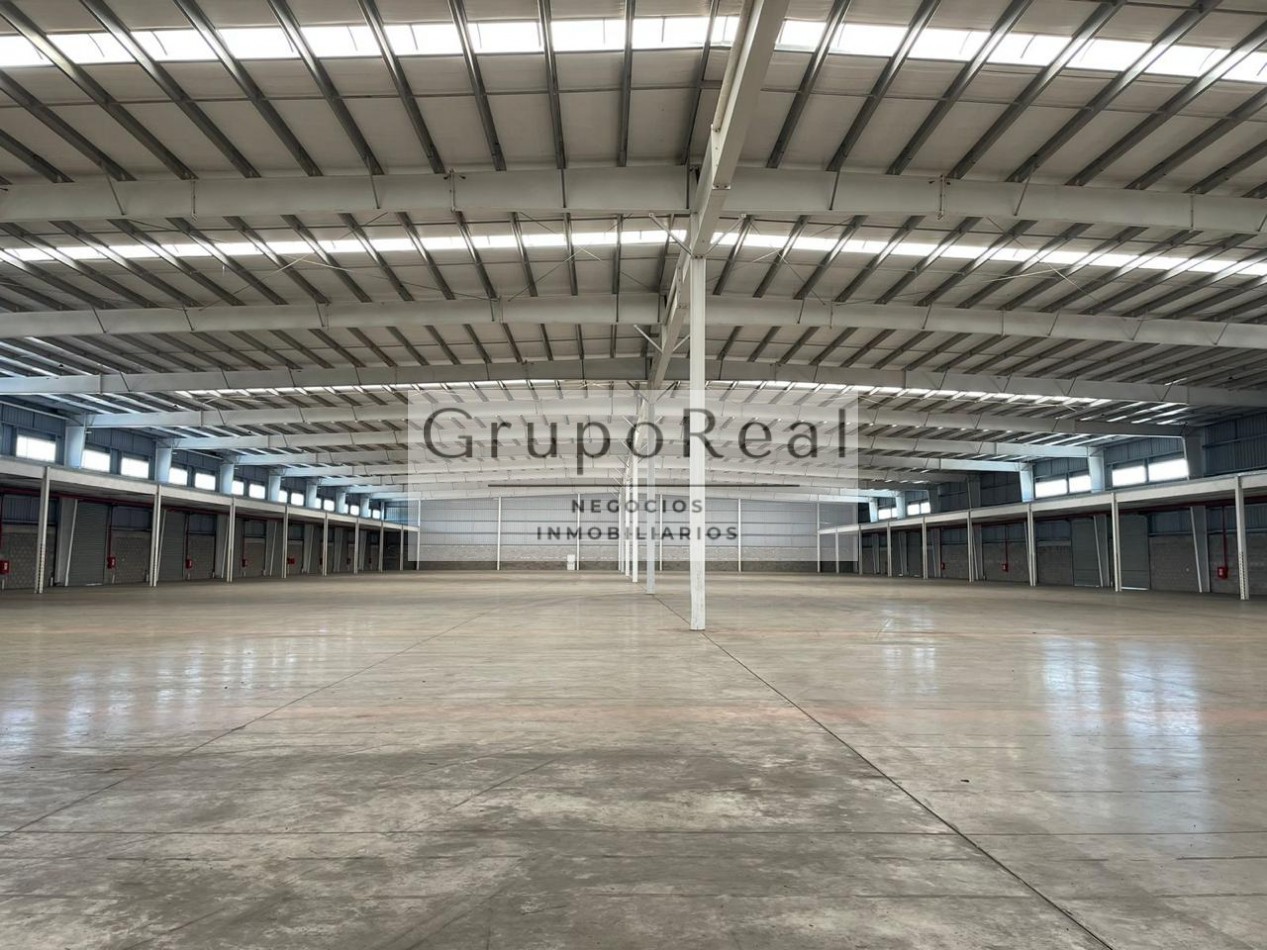 Alquiler Nave Industrial  a metros AU Ezeiza - Cañuelas 