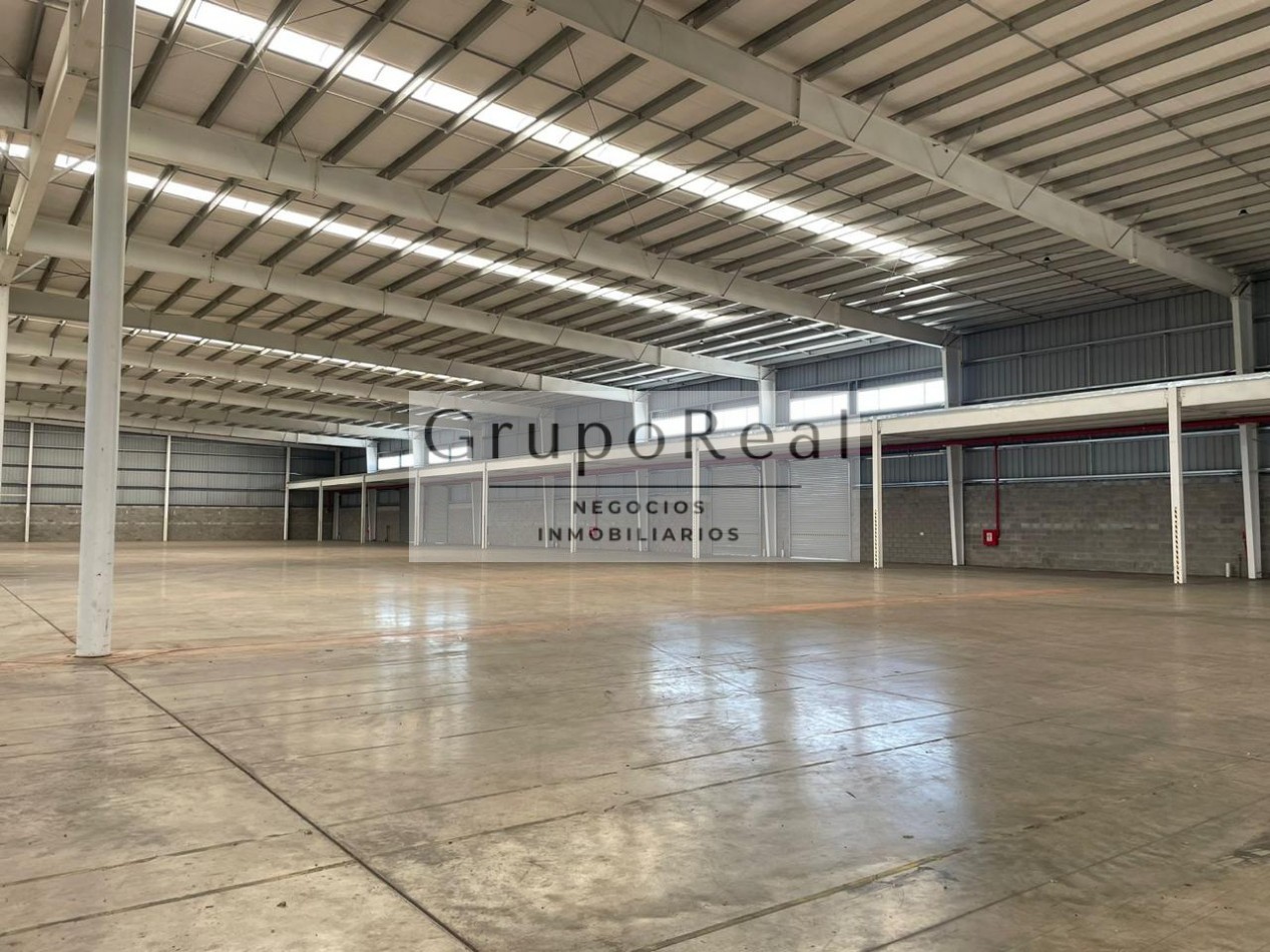 Alquiler Nave Industrial  a metros AU Ezeiza - Cañuelas 
