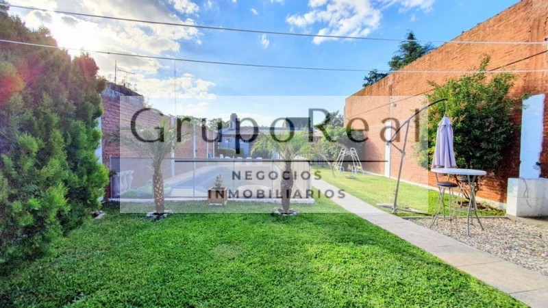 PROPIEDAD PARA FAMILIA NUMEROSA EN MUY BUEN ESTADO - GRAN QUINCHO - PARQUE- PILETA DE NATACION