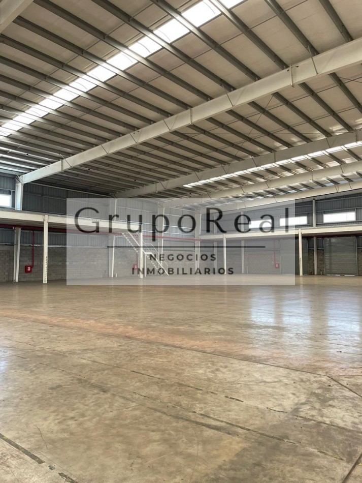 Alquiler Nave Industrial  a metros AU Ezeiza - Cañuelas 