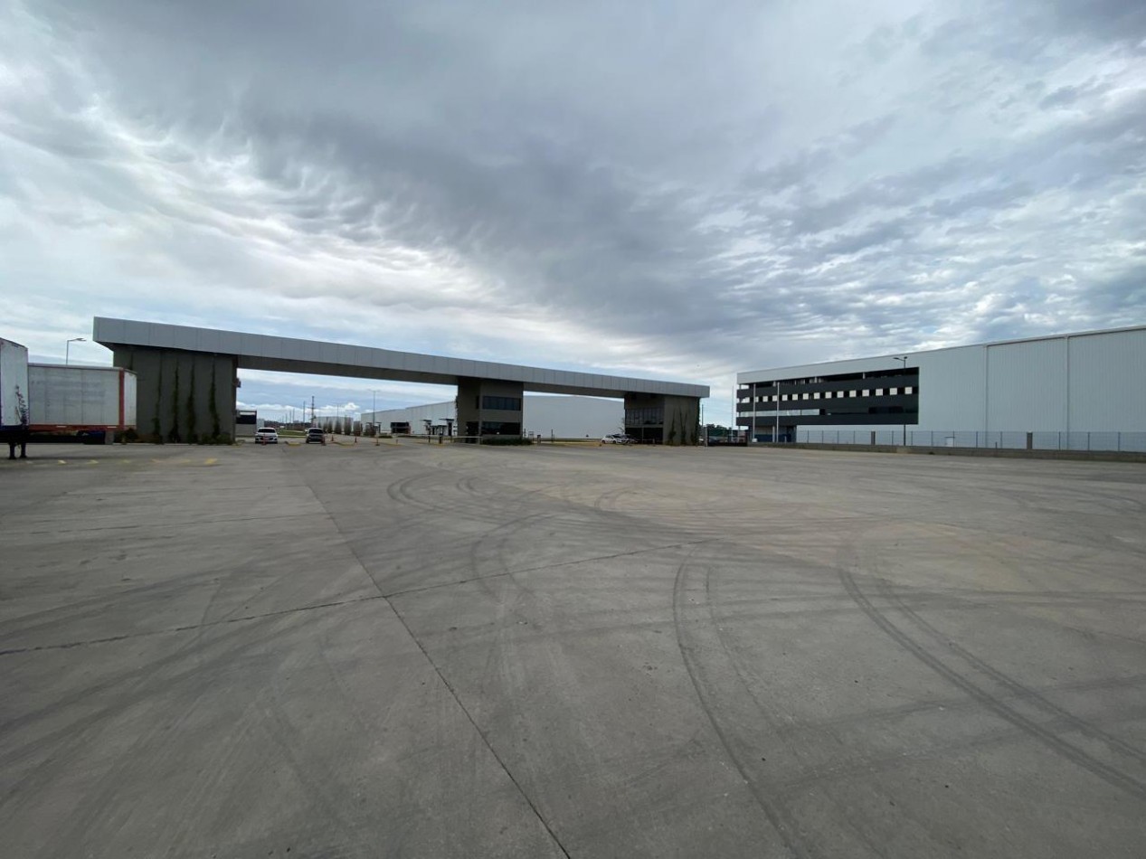 PARQUE INDUSTRIAL SPEGAZZINI - LOTE 3.370 m2