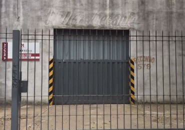 GALPON EN EXCELENTE ZONA DE MONTE GRANDE - A UNA CUADRA DE SANTAMARINA