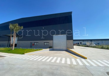 POLO INDUSTRIAL SPEGAZZINI - Nave 3000 m2 cubiertos